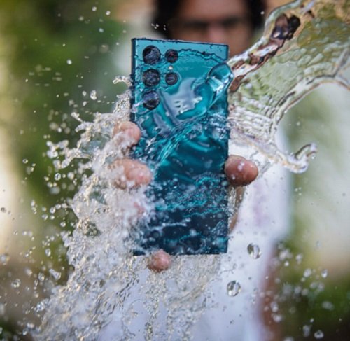 Can I Take My S22 Ultra in the Shower